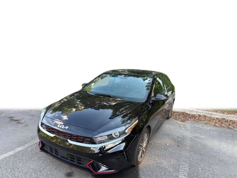 Used 2024 Kia Forte GT-Line w/ GT-Line Premium Package FWD image 5