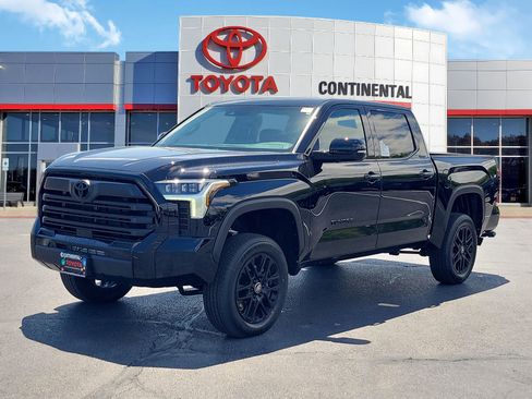 New 2026 Toyota Tundra Limited AWD/4WD image 3