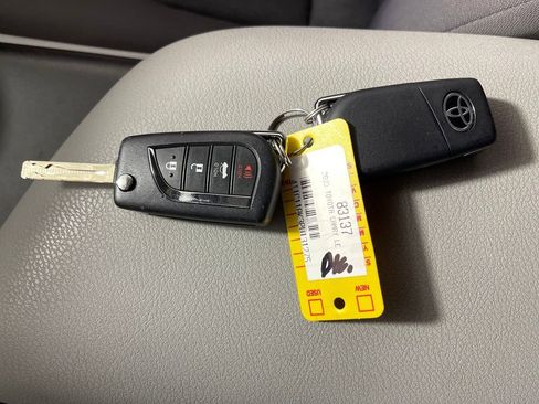 Certified 2023 Toyota Camry LE image 24