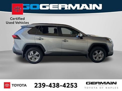 Used 2025 Toyota RAV4 XLE image 8