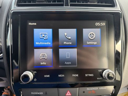 Used 2024 Mitsubishi Outlander Sport SE AWD/4WD image 19