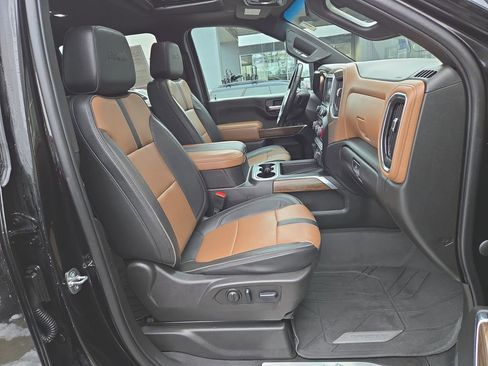 Used 2023 Chevrolet Silverado 3500 High Country image 17