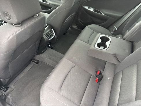 Used 2023 Chevrolet Malibu LT image 31