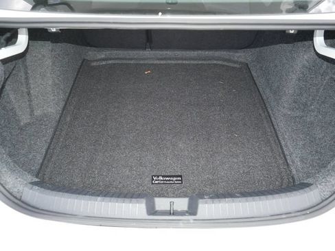 Certified 2025 Volkswagen Jetta Sport FWD image 18