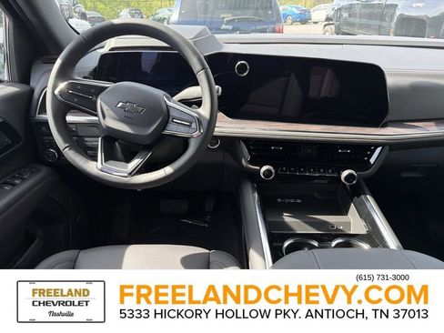 New 2026 Chevrolet Suburban Z71 w/ Z71 Off-Road Package AWD/4WD image 15