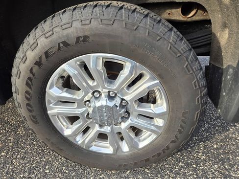 Used 2021 GMC Sierra 2500 Denali w/ Denali Ultimate Package image 46