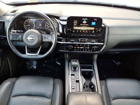 Used 2023 Nissan Pathfinder SL FWD image 21