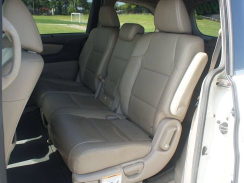 Used 2014 Honda Odyssey Touring image 13