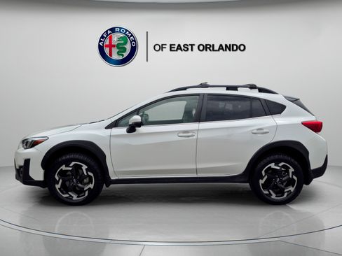 Used 2022 Subaru Crosstrek 2.5i Limited w/ Moonroof Package 2 AWD/4WD image 4
