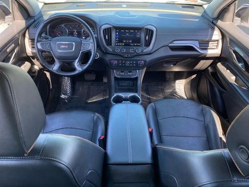 Used 2024 GMC Terrain AT4 AWD/4WD image 10