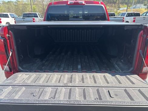 Used 2024 Chevrolet Colorado Z71 w/ Z71 Convenience Package 2 image 9