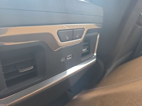 New 2025 GMC Sierra 2500 SLT w/ SLT Convenience Package image 14