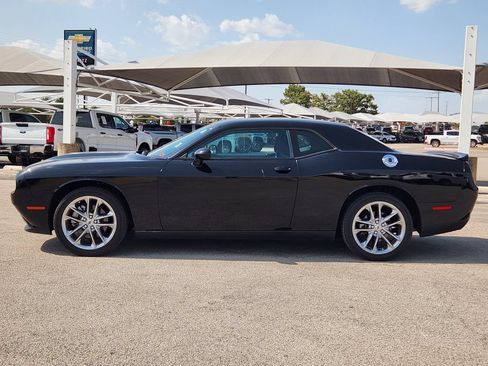 Used 2022 Dodge Challenger GT AWD/4WD image 4