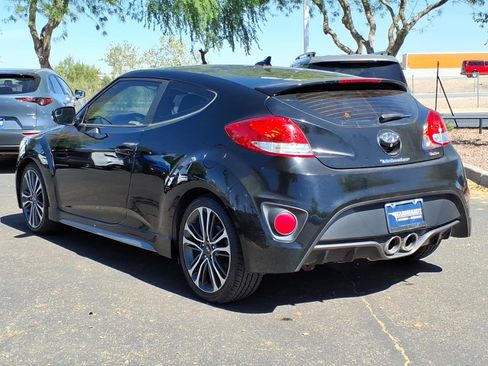 Used 2016 Hyundai Veloster Turbo FWD image 3