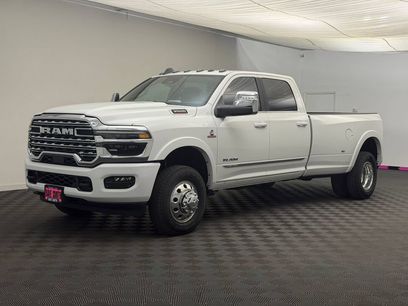 Used 2026 RAM 3500 Limited w/ Cold Weather Group