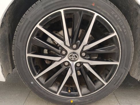 Used 2022 Toyota Camry SE image 31