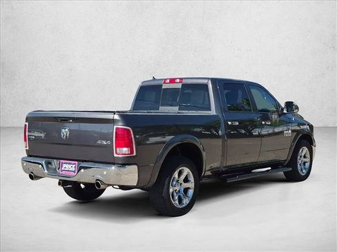 Used 2017 RAM 1500 Laramie w/ Convenience Group AWD/4WD image 5