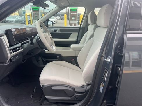 New 2026 Hyundai Santa Fe SE image 9