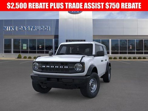 New 2025 Ford Bronco 4-Door image 2
