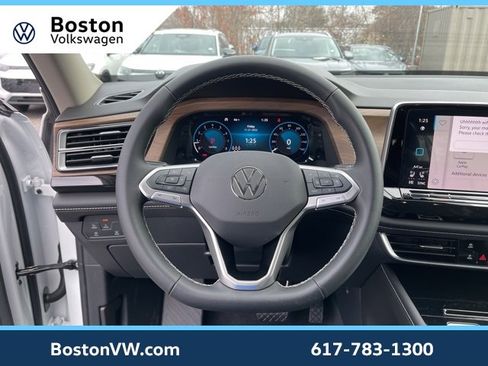 New 2026 Volkswagen Atlas SE image 17