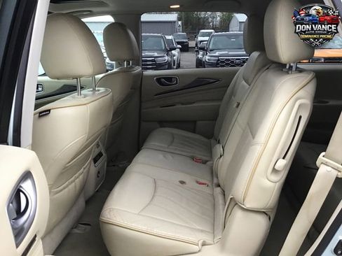 Used 2013 INFINITI JX35 AWD w/ Premium Pkg image 25