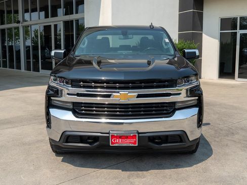 Used 2020 Chevrolet Silverado 1500 LT w/ All-Star Edition AWD/4WD image 2