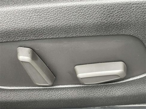 New 2026 Kia Carnival EX image 15