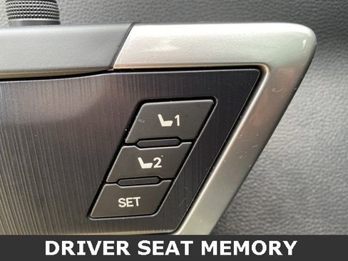 Used 2024 Toyota Tundra Platinum image 18