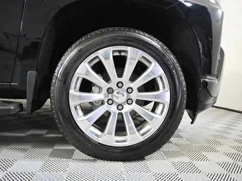 Used 2022 Chevrolet Silverado 1500 High Country AWD/4WD image 12