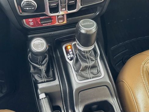 Used 2020 Jeep Gladiator Rubicon AWD/4WD image 21