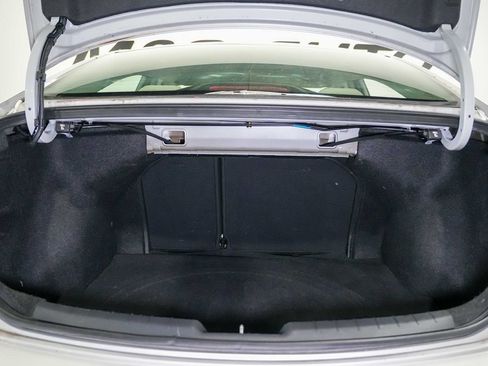 Used 2019 Hyundai Elantra SE FWD image 21