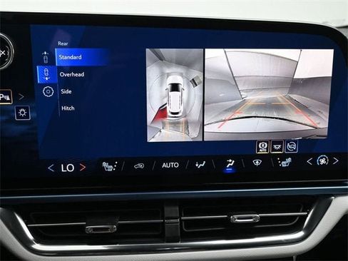 New 2026 Chevrolet Equinox EV LT image 36