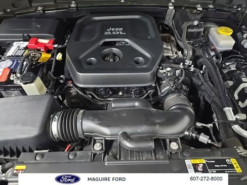 Used 2021 Jeep Wrangler Unlimited Sahara image 15