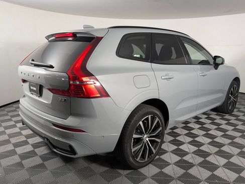 Used 2025 Volvo XC60 B5 Plus AWD/4WD image 7