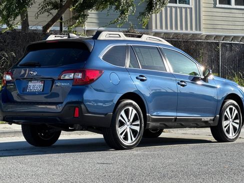 Used 2019 Subaru Outback 2.5i Limited AWD/4WD image 4