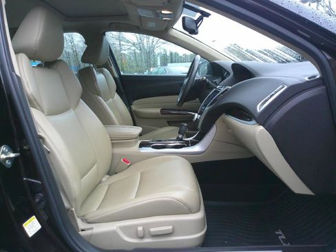 Used 2016 Acura TLX image 18
