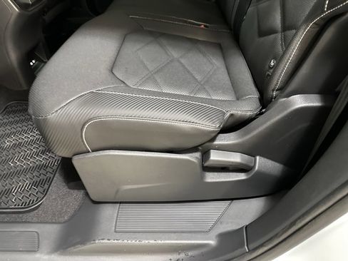 New 2026 Volkswagen Atlas Cross Sport SE AWD/4WD image 31