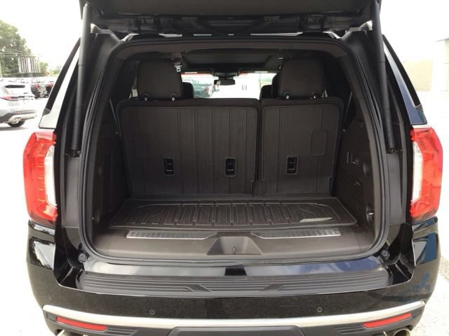 Used 2024 GMC Yukon Denali w/ LPO, Floor Liner Package AWD/4WD image 5