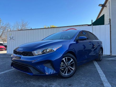 Used 2024 Kia Forte LXS image 1