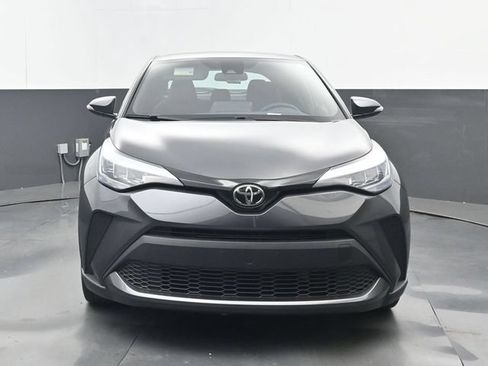 Used 2022 Toyota C-HR XLE FWD image 5