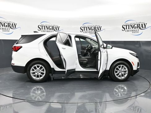 Certified 2024 Chevrolet Equinox LT FWD image 22