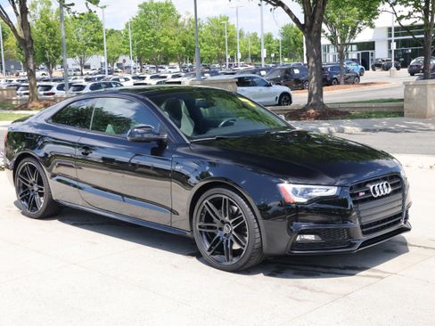 Used 2017 Audi S5 3.0T Coupe image 2