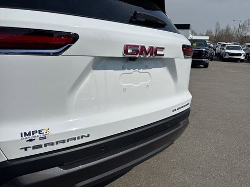 New 2026 GMC Terrain Elevation FWD image 29