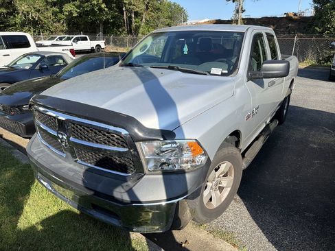 Used 2024 Ford F150 Lariat w/ Equipment Group 502A High AWD/4WD image 2