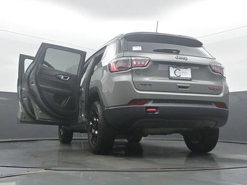 Used 2023 Jeep Compass Trailhawk w/ Trailhawk Convenience Group image 60