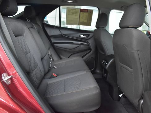 Used 2021 Chevrolet Equinox LT FWD image 15