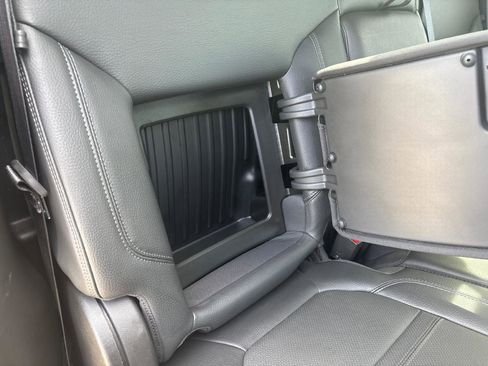 Used 2022 GMC Sierra 1500 Denali w/ Denali Reserve Package AWD/4WD image 43