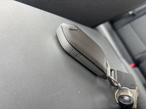 Used 2025 Kia K4 FWD image 23
