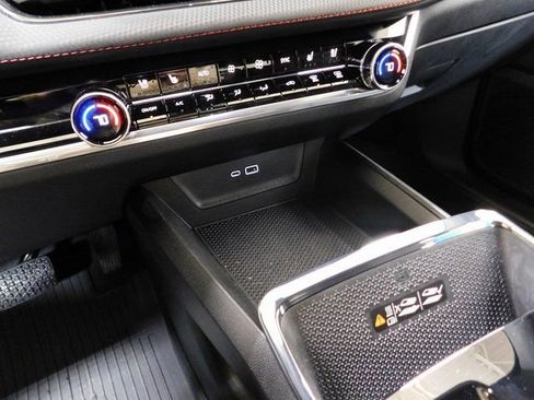 Used 2026 Chevrolet Equinox RS w/ Convenience Package III image 26