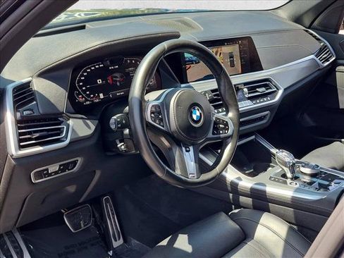 Used 2022 BMW X5 sDrive40i w/ M Sport Package RWD image 10